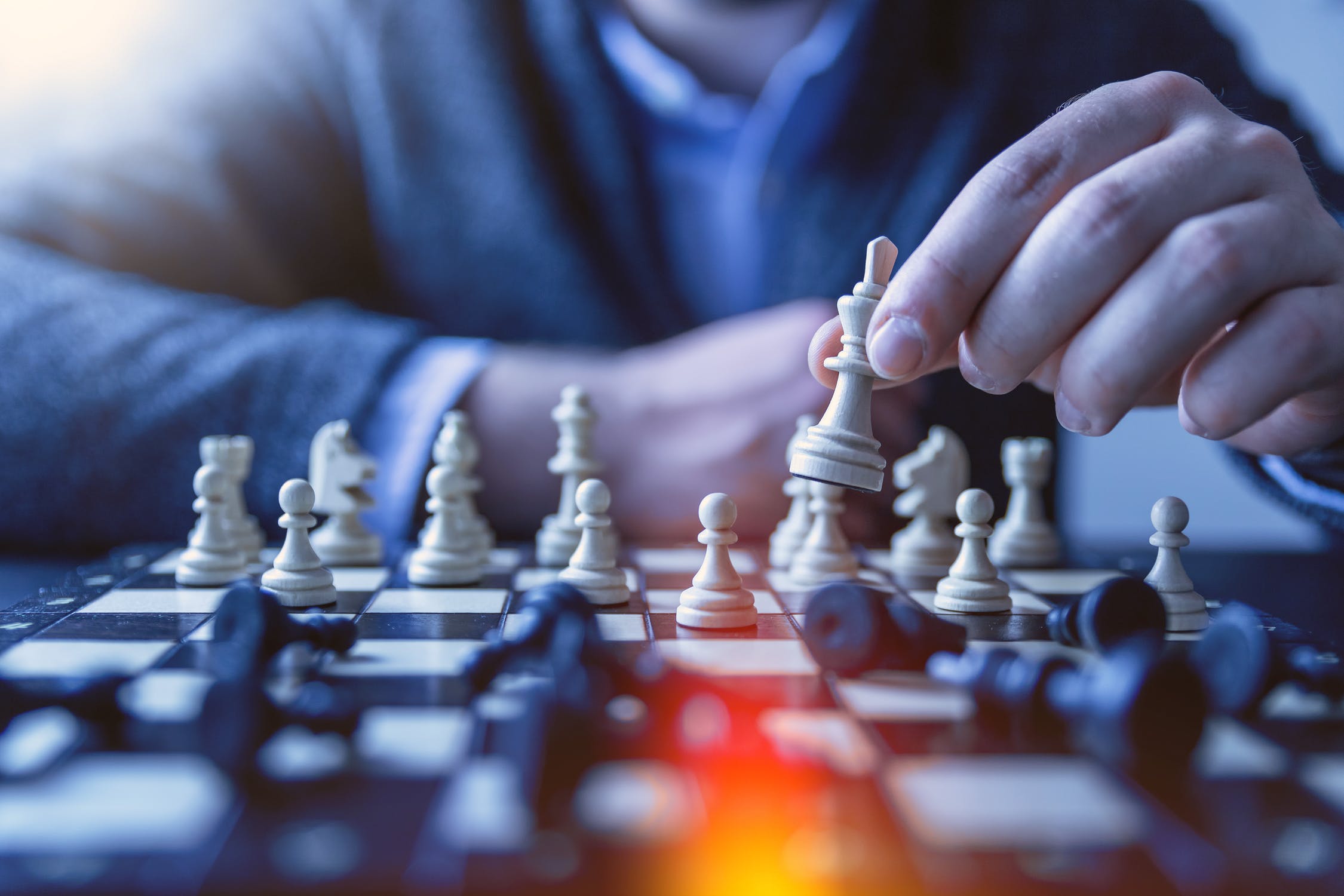 Playing chess is the same as some aspect of tutoring business